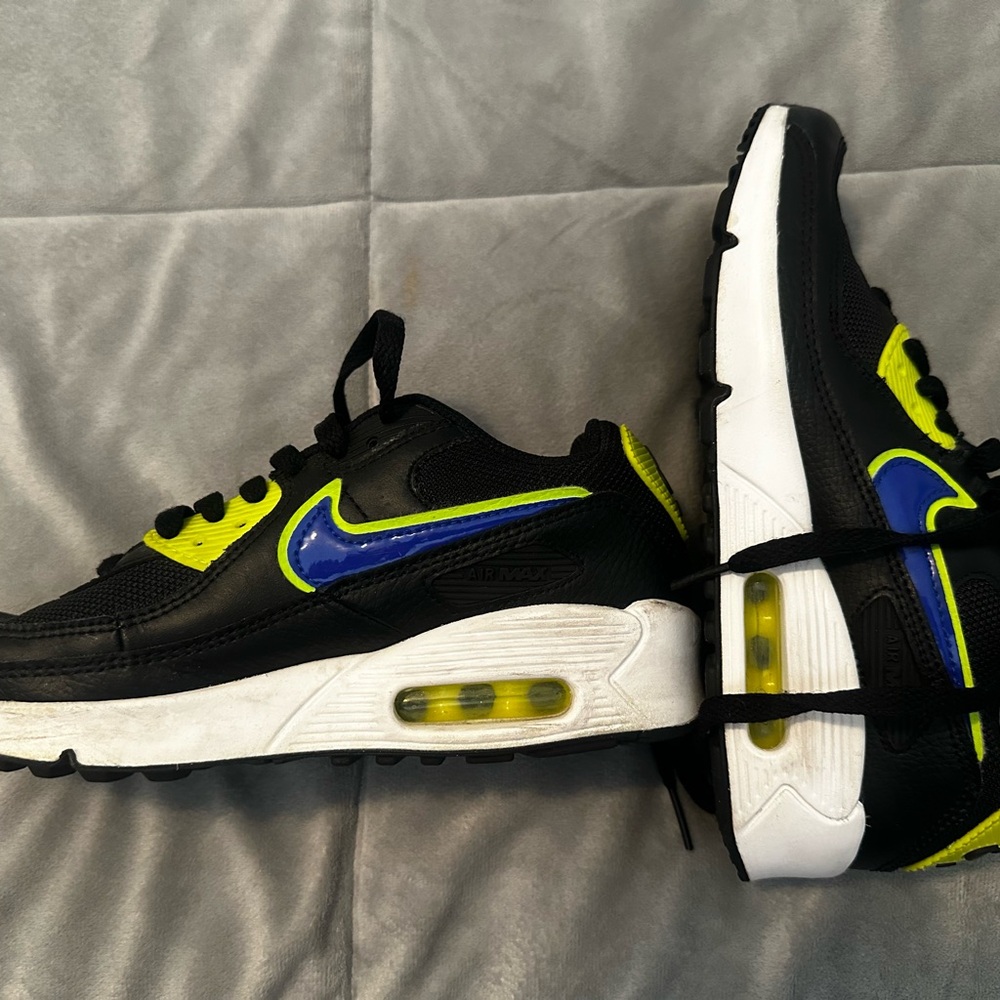 Nike Kids Black and Blue Sneakers